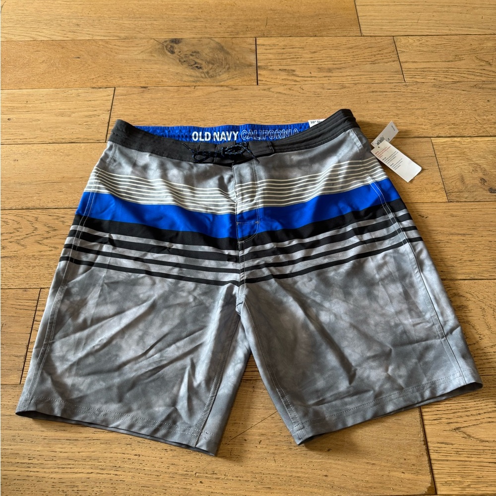 Old Navy California Board Shorts Gray Blue Striped 10 Inseam Size 36 NWT (1156)